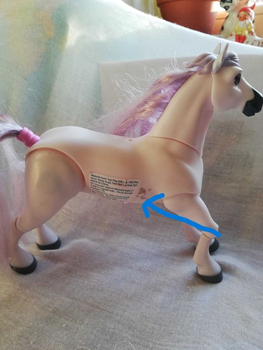 Figurka konik Just Play, mustang, rumak dla lalek.