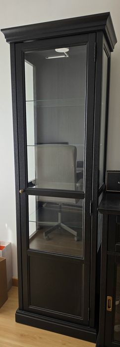 Cristaleira e Aparador com iluminação IKEA
