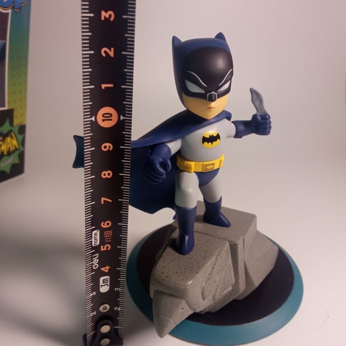 Фігурка персонажу DC Batman.  Action figure