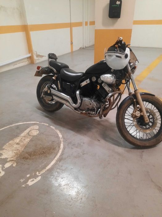 Moto Yamaha virago 535