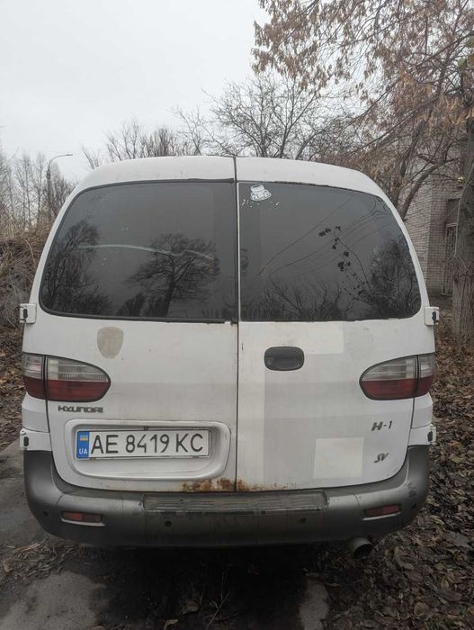 Хюндай Н1 мікроавтобус