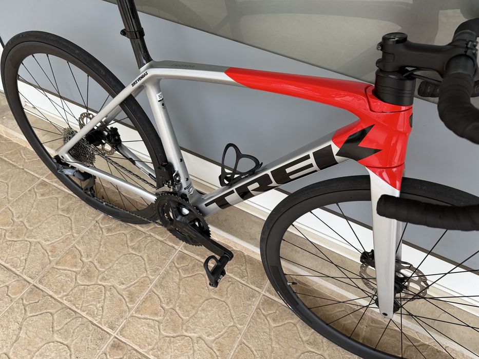 Bicicleta de estrada Trek - Di2 - Rodas carbono