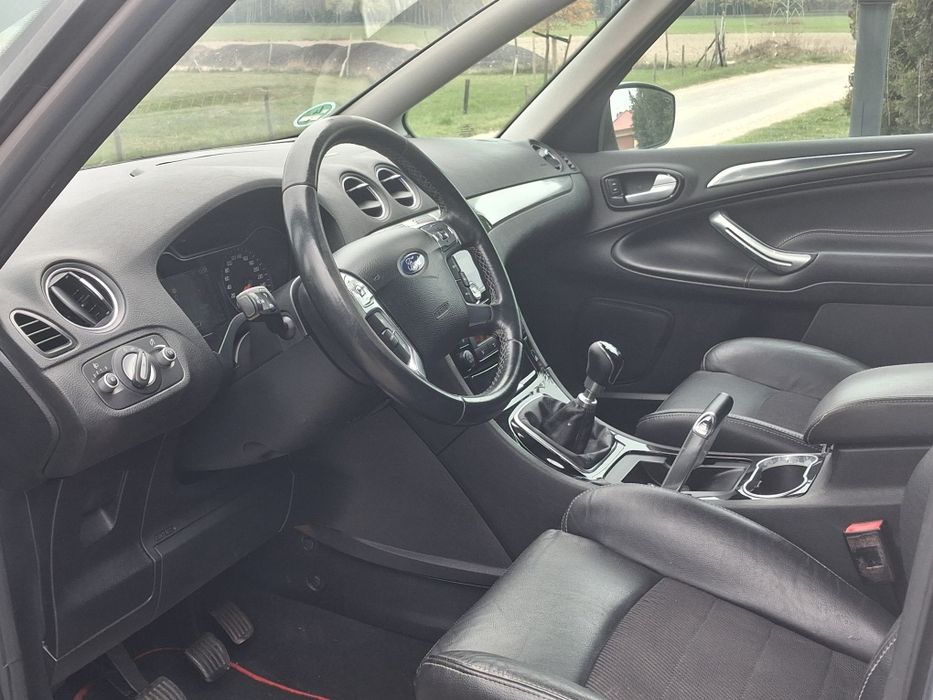 Ford s max  diesel 5 osób