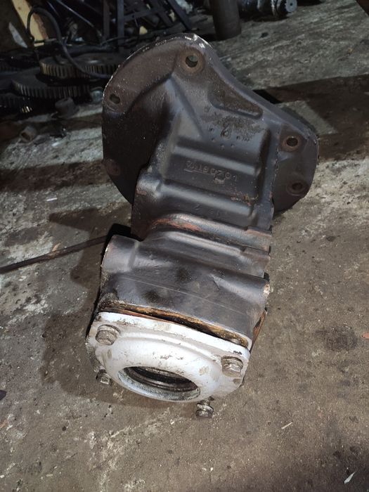 Качан цылиндричка большая мала новое бу вал стакан полуось рукав МТЗ