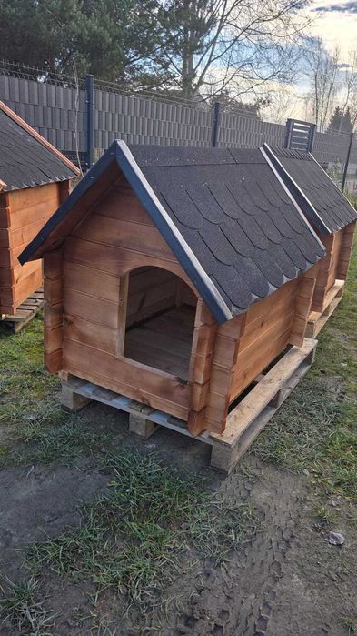 Góralska buda dla psa\bernardyn\owczarek\na wpust deska 4cm