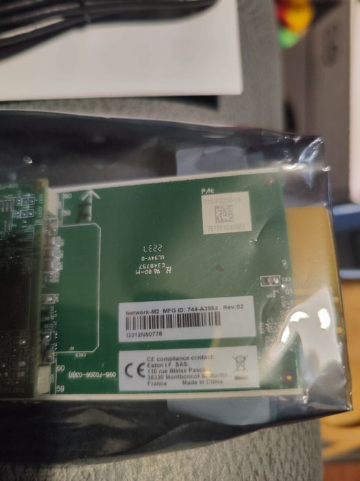 Placa de rede Eaton Gigabit para UPS Network-M2