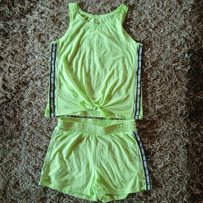 Komplet zestaw sportowy dziewczynka krótkie spodenki i bluzka 158 C&A