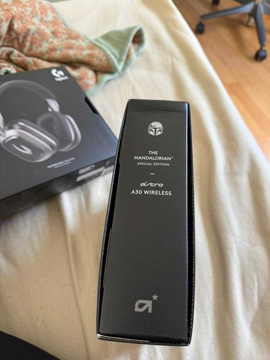 Logitech Astro A30 Wireless – Edição Especial The Mandalorian (Star Wars)