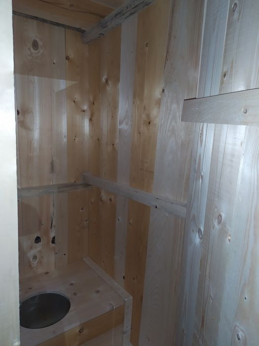 Туалет вуличний.