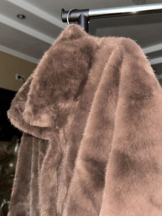 Коричнева екошуба, під норку, нова