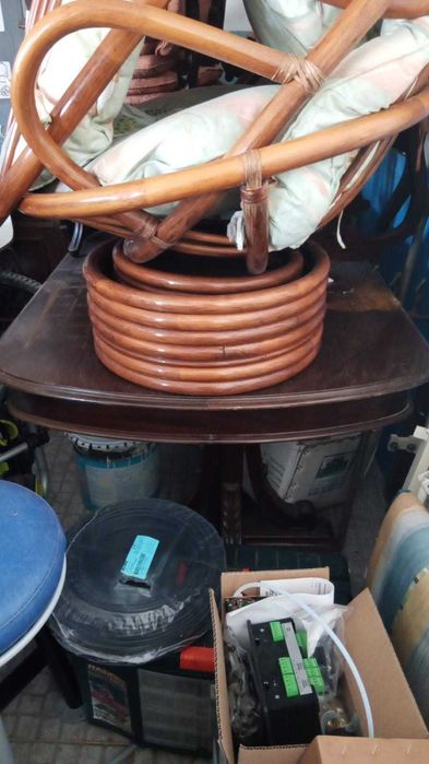 Mesa de sala grande com 6 cadeiras