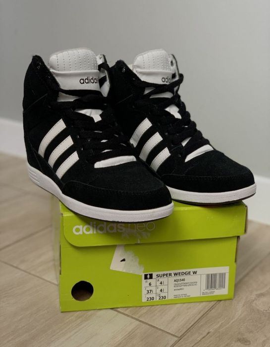 Оригинальные кроссовки адидас 37р