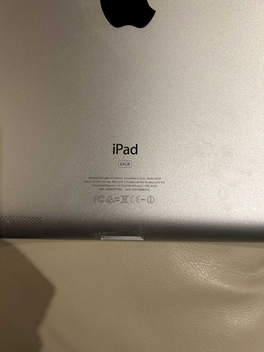 IPAD 3ª geração  wi-fi  4G Modelo A 1430 inclui capa de proteção