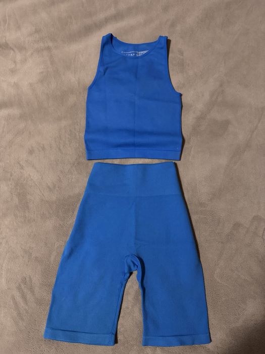 Спортивний комплект шорти і топ