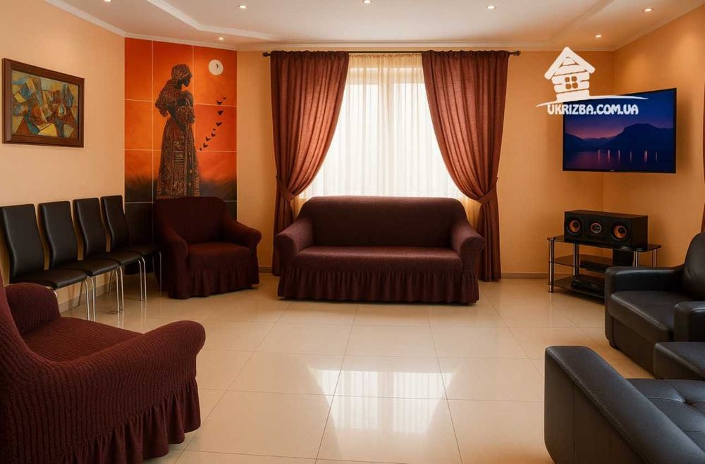 Київ. Будинок 300кв.Більярд, теніс, 5 спалень,бомбосховище. До 25 осіб