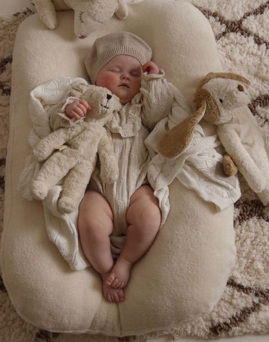 Кокон MommyTouch Huggles Republic  від 0 до 16 міс