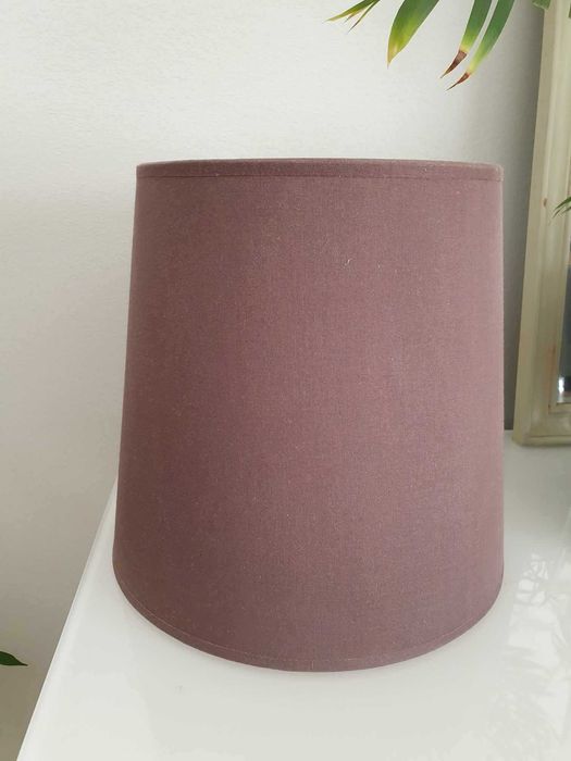 Abajour pequeno castanho