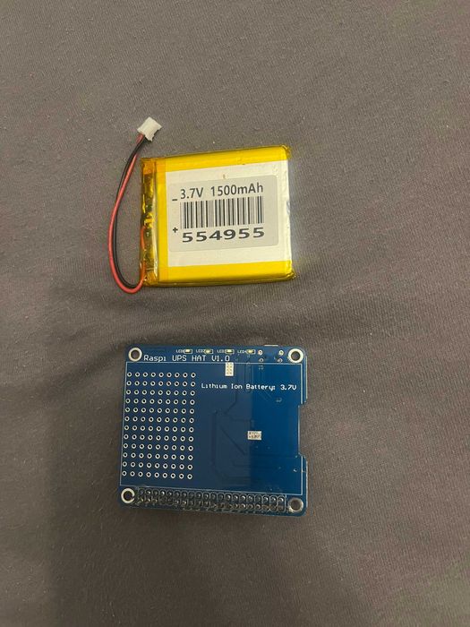 Ups moduł hat do raspberry pi 3B+ wersja 1.0, plus bateria 1500 mAh