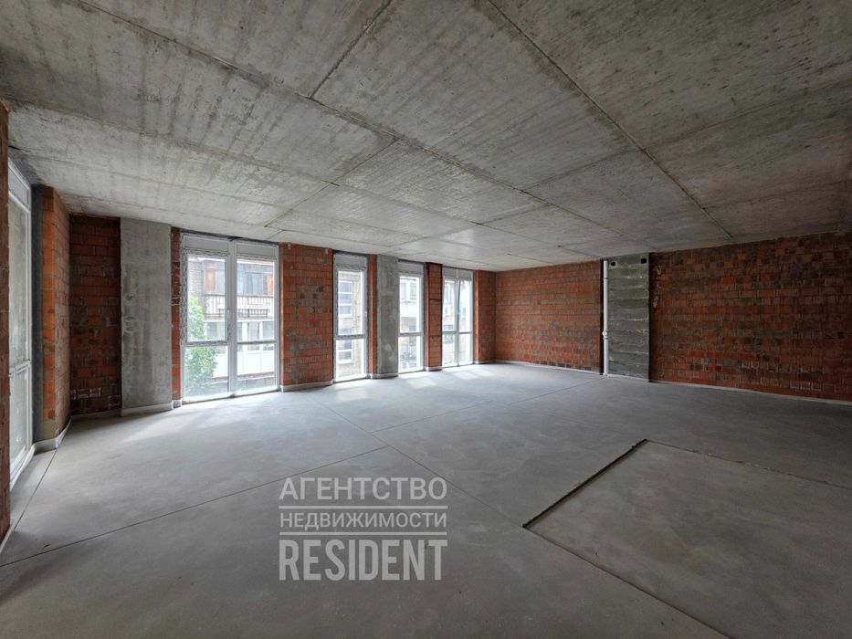 ЖК Жовтневый 83 м2. Жуковского Нагорный Парк Шевченко Соборный р-н IQ