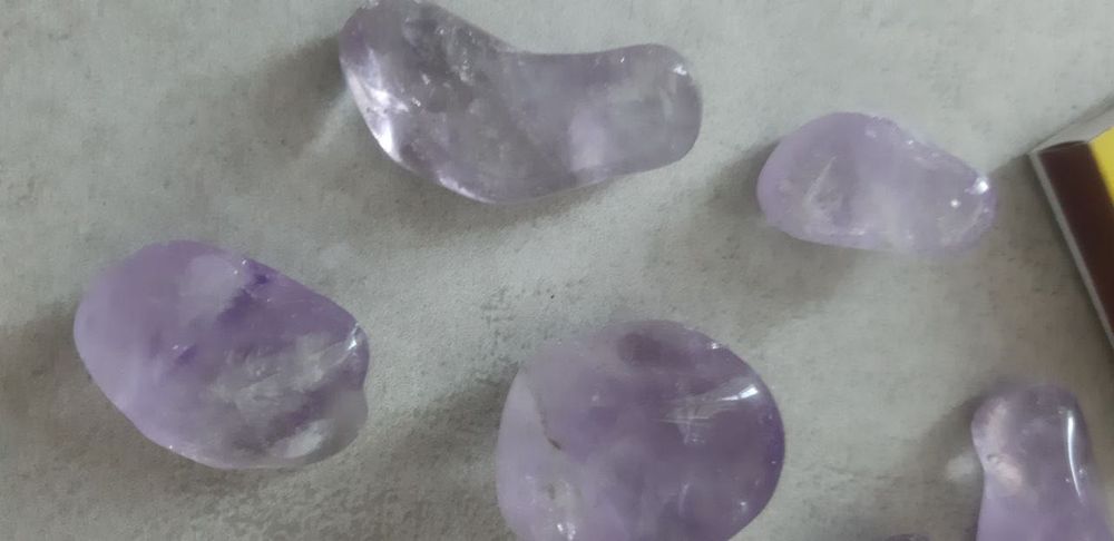 Полудрагоценные камни аметис