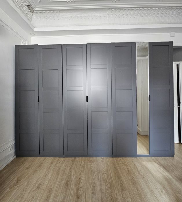 Roupeiro/Closet IKEA PAX Completo 325 cm | BERGSBO Cinza Escuro | KOMPLEMENT + Iluminação LED