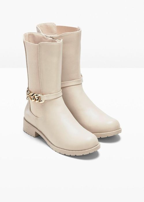 B.P.C krótkie kozaki beżowe ze złotym łańcuchem r.42