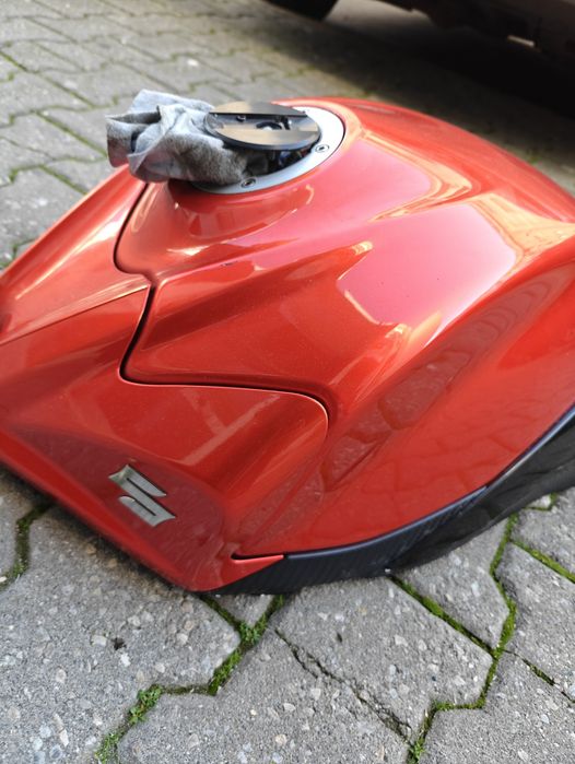 Deposito GSXR 600 k8