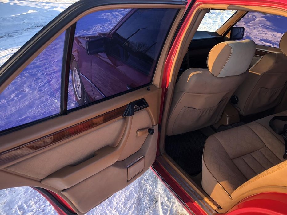 Мерседес Е200,1995рік