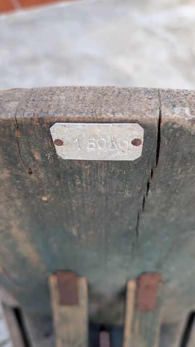 Balança antiga de 150kg
