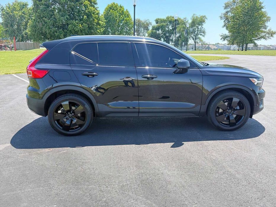 Volvo XC40 T5 Momentum      2019