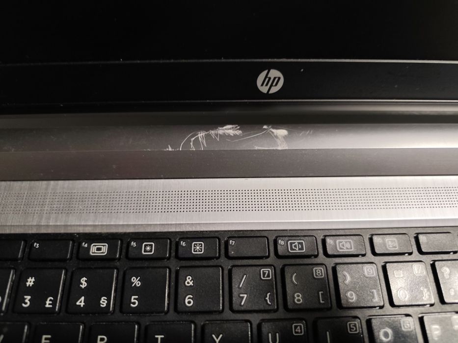 Portátil HP ProBook 430 G3 – Não Liga / Sem disco / Sem carregador