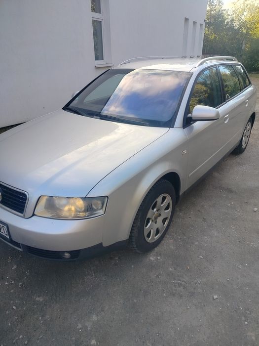 Sprzedam Audi  a4 benzyna