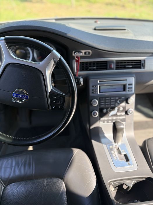 Volvo xc70 2.4D5 awd