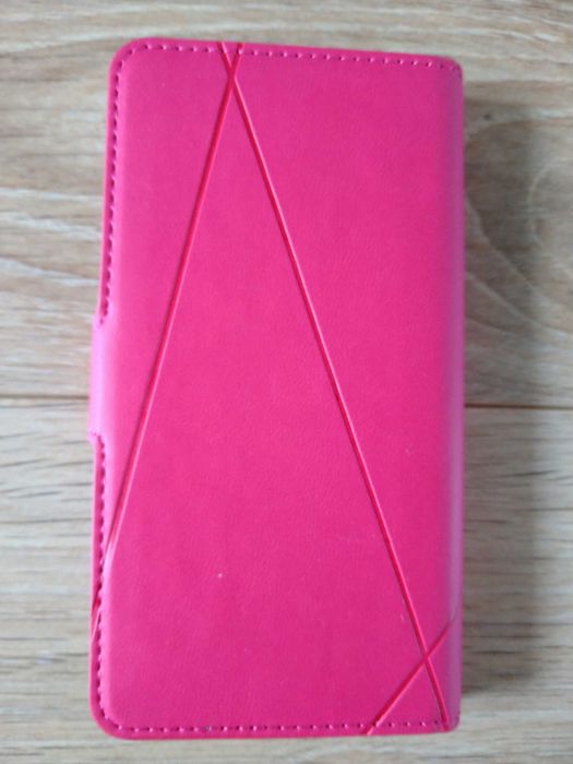 NOWE różowe etui do smartfona.