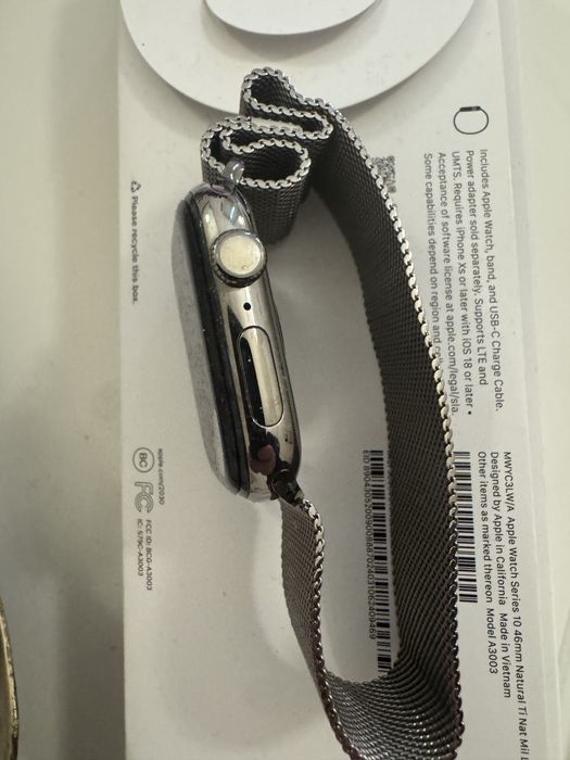 Продам Apple Watch 10 46 мм titanyum