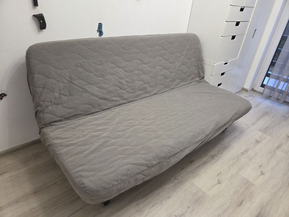 Sofa 3 osobowa rozkładana NYHAMN