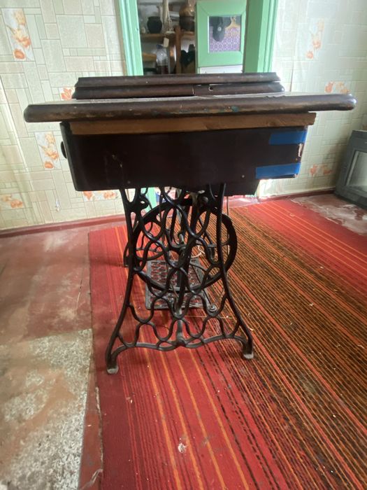 Швейна машинка госшвеймашина