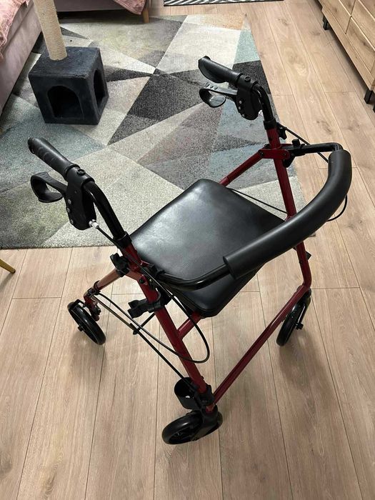 Chodzik w super stanie!!!