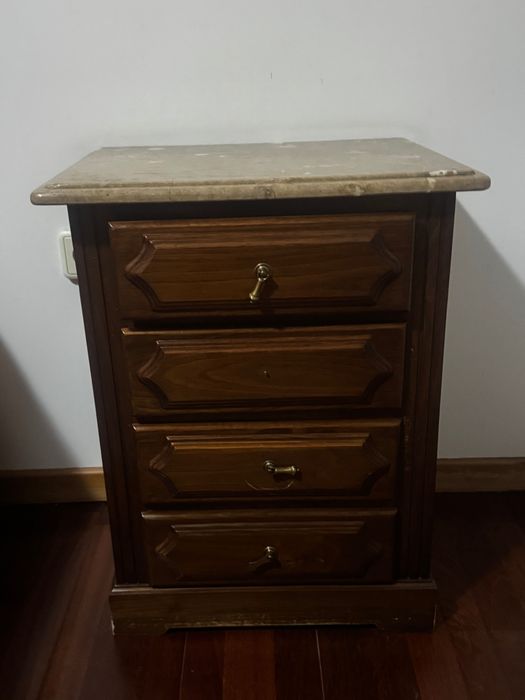 Vendo mobiliário de quarto