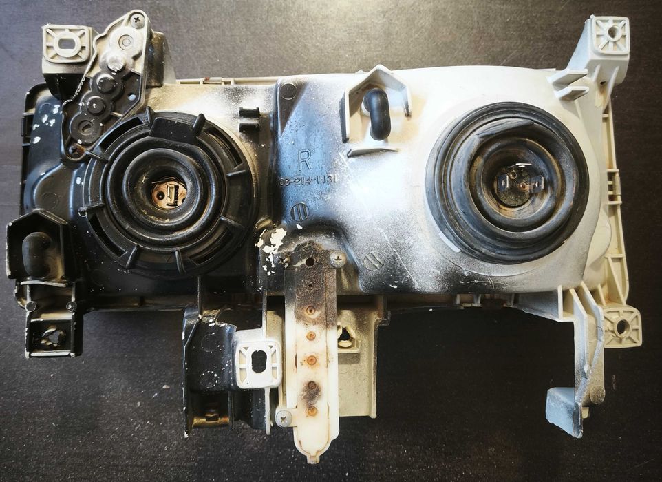 Farol Mitsubishi Canter 1993-2004