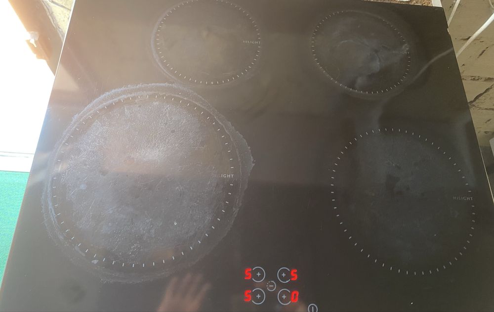 Placa vitroceranica usada