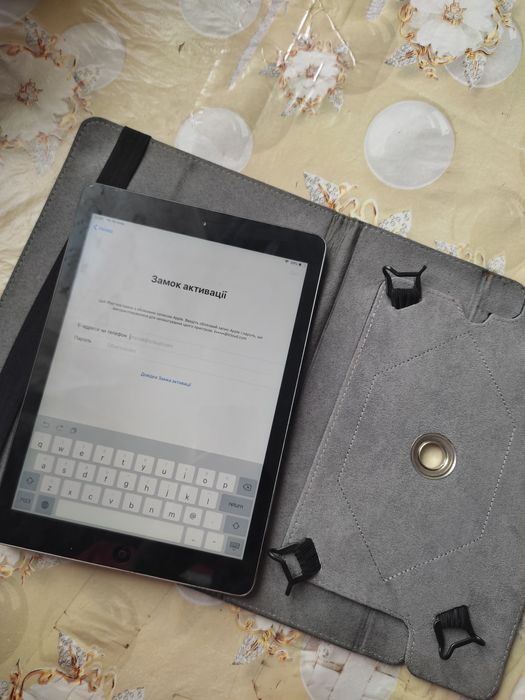 Продам Ipad Планшет