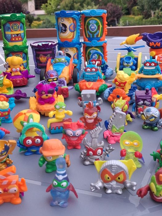 figurki super things