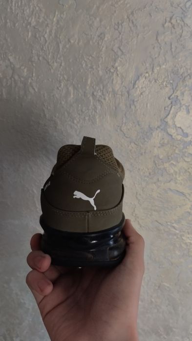 Кросівки фірми Puma