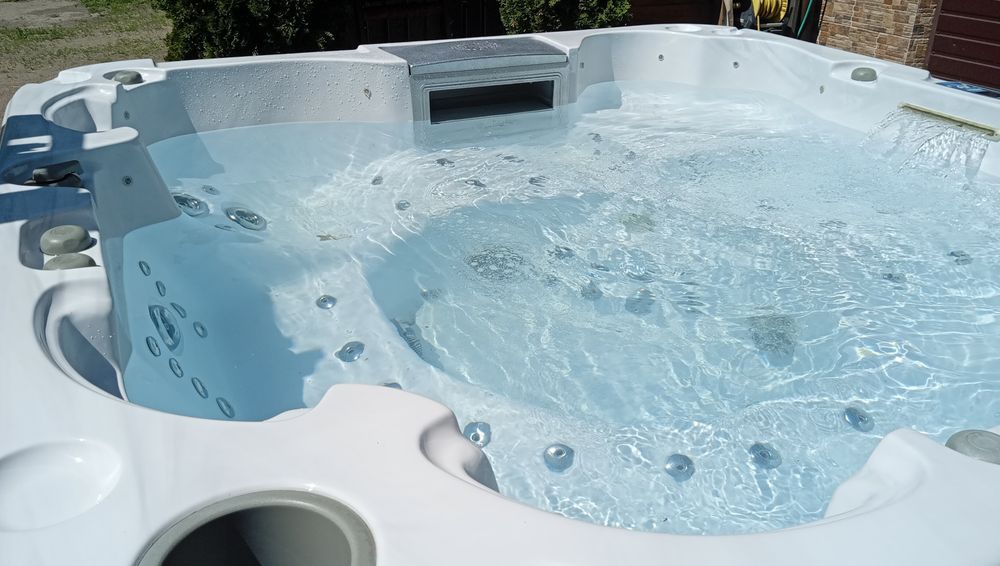 Jacuzzi spa Aeware 3