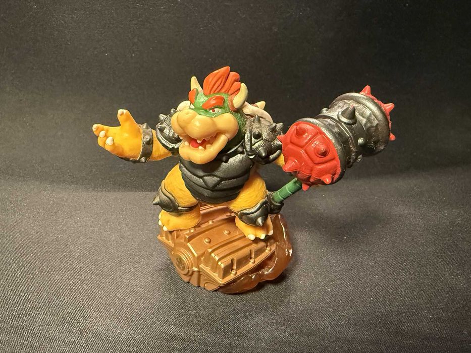 Skylanders SuperChargers Wii + Portal + 3 Figuras (c/ Bowser Raro)