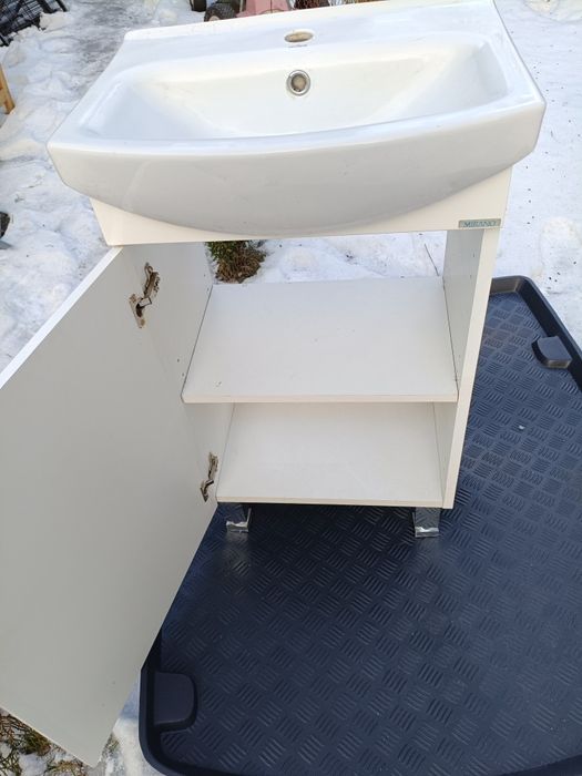 Szafka z umywalką 50/38/84