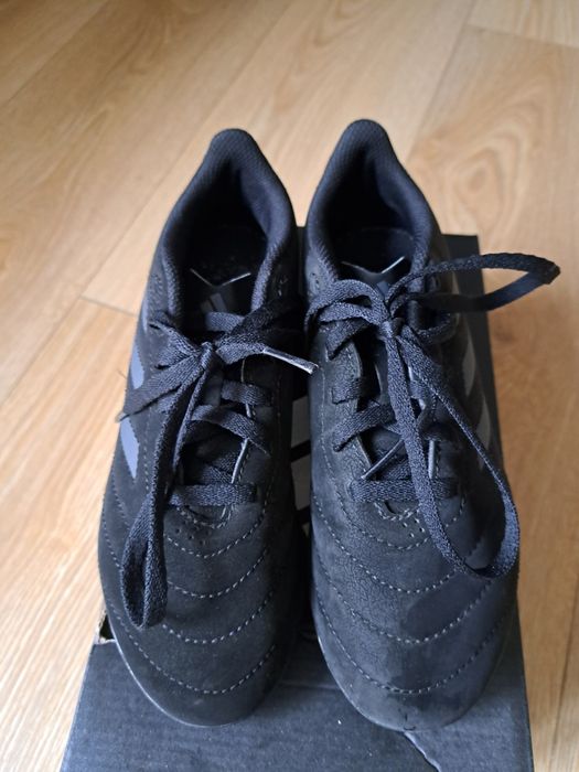 Buty do piłki nożnej adidas
