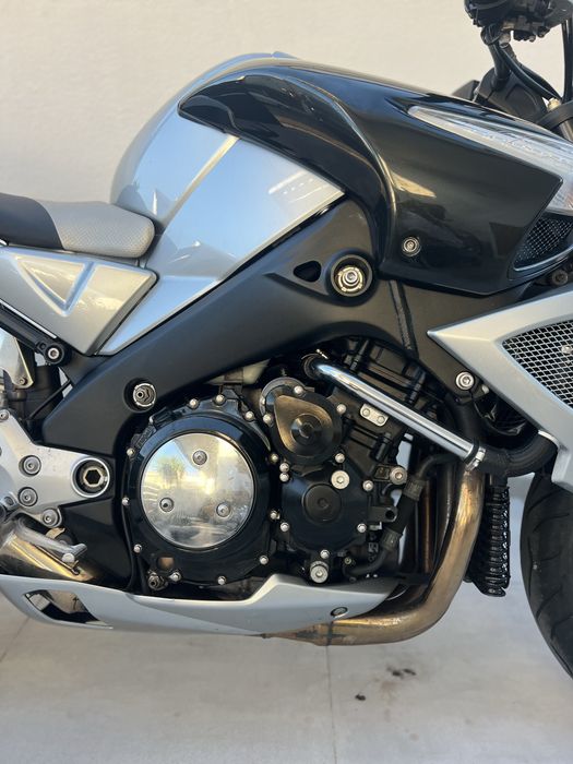 Suzuki B-King 1300
