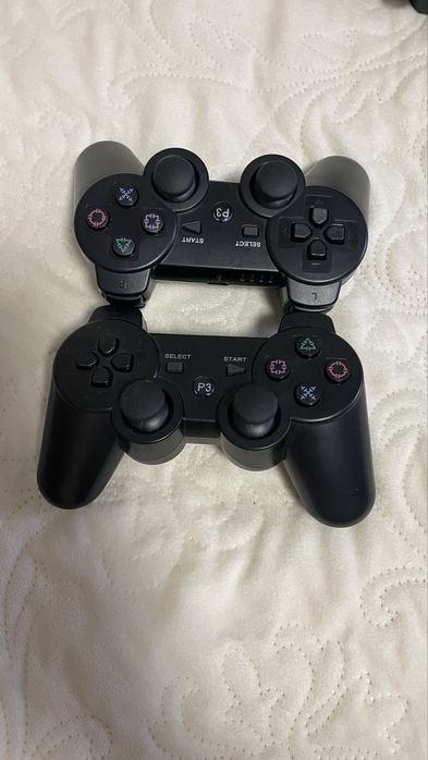 Продам ps 3 б/у в комлекті джойстики